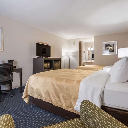 Quality Inn Little Creek Virginia Beach Buitenkant foto
