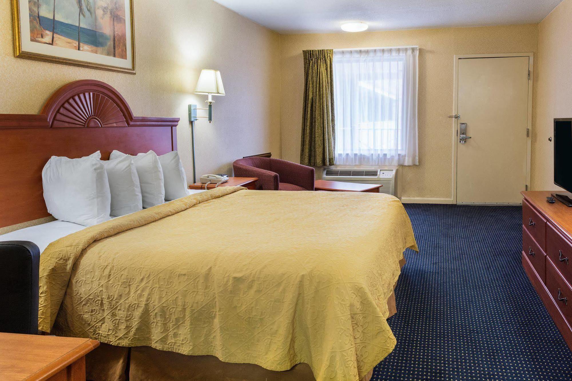 Quality Inn Little Creek Virginia Beach Buitenkant foto